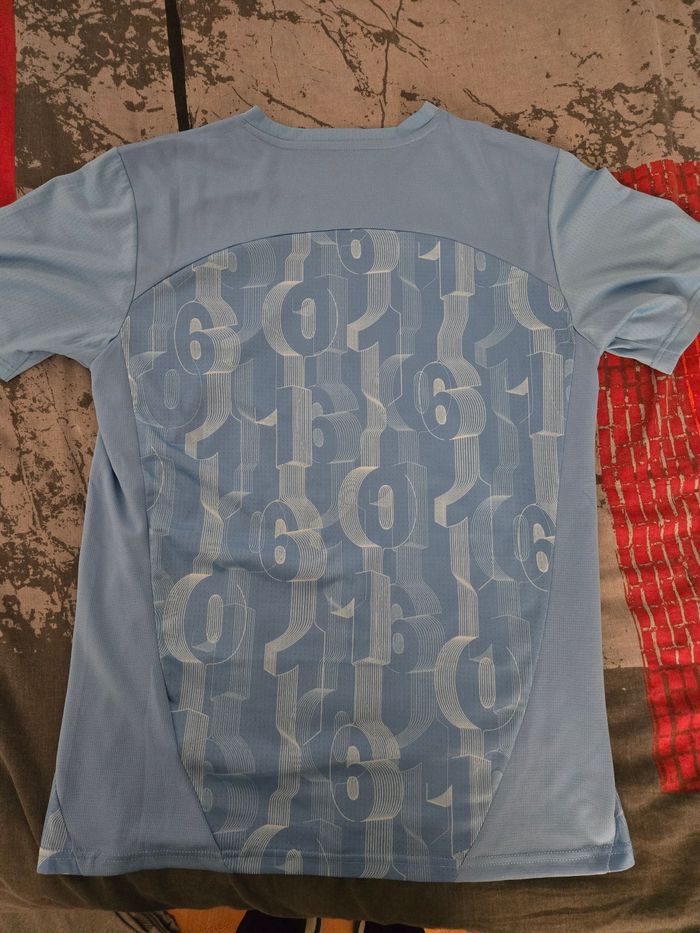 T-shirt Manchester City en taille M - photo numéro 5