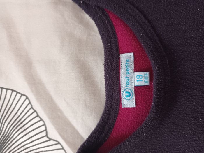 Pull fille 18 mois "U tout petits" - photo numéro 2