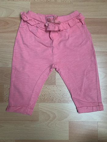 Pantalon tape à l’œil 9 mois