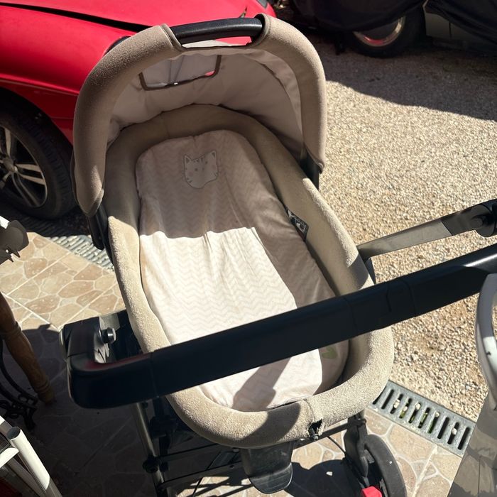 Poucette landau Bébé