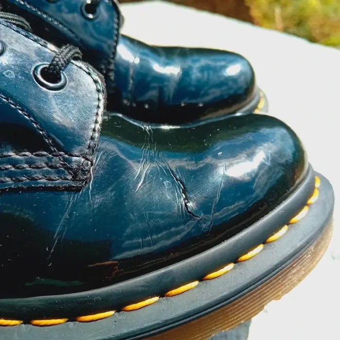 Dr. Martens noir vernis 38 - photo numéro 10