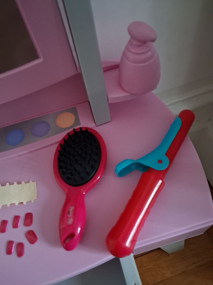 Petite coiffeuse enfant - photo numéro 5