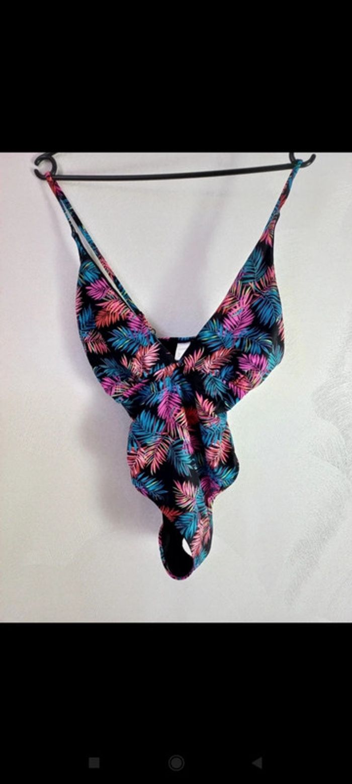 Maillot de bain une pièce - photo numéro 7