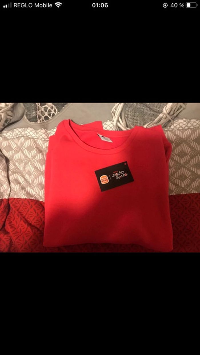 Pull squid game Burger King rose/rouge - photo numéro 2