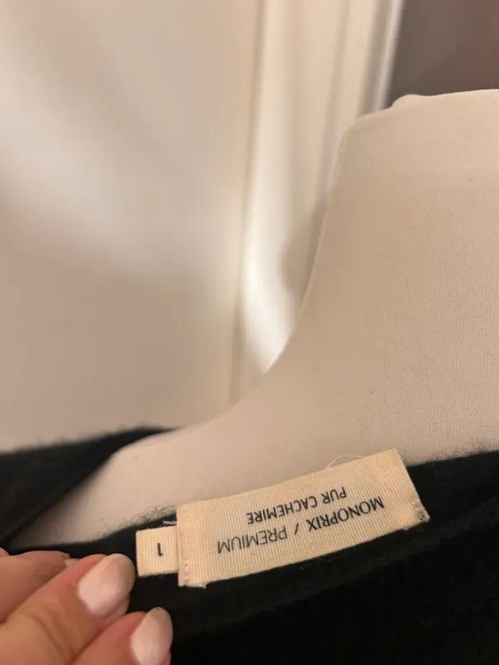 Monoprix, pull noir 100 % cachemire, taille 36/1 - photo numéro 5