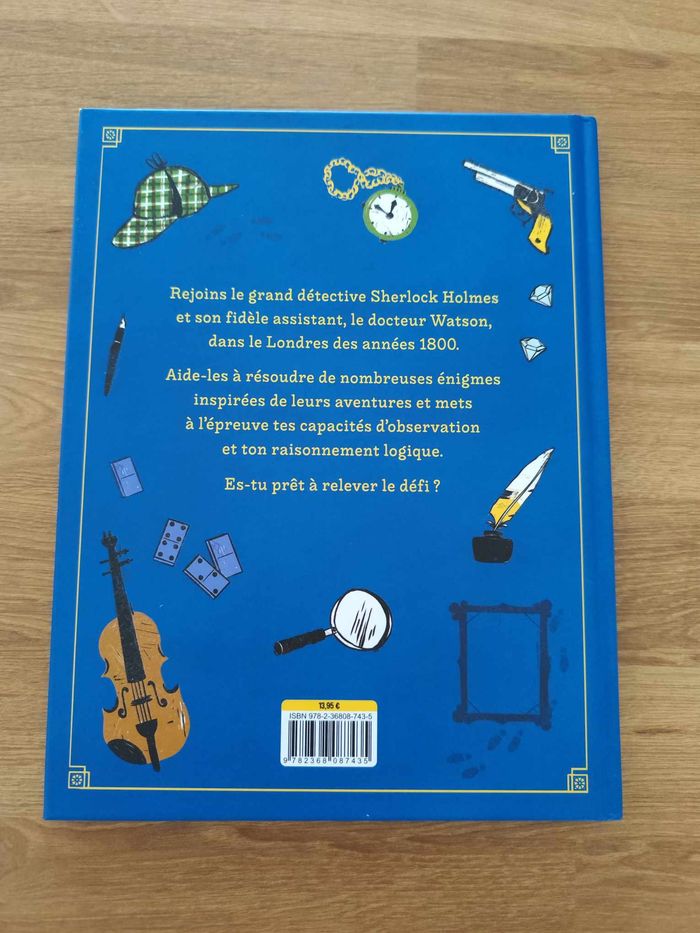 Livre Mène l'enquête comme Sherlock Holmes , très bon état - photo numéro 2