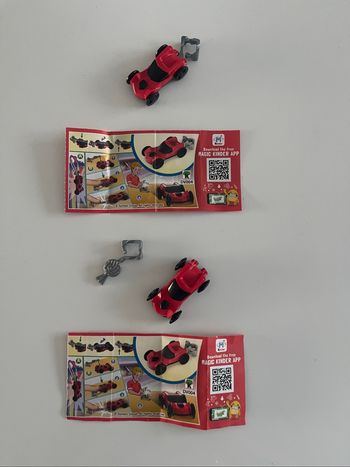 Jouets Kinder DV004 x2