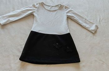 Robe manche longue assez fin  fille 24 mois