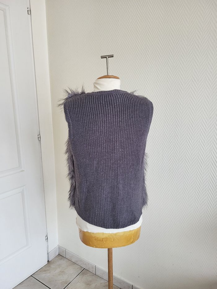 Gilet gris fausse fourrure - photo numéro 3