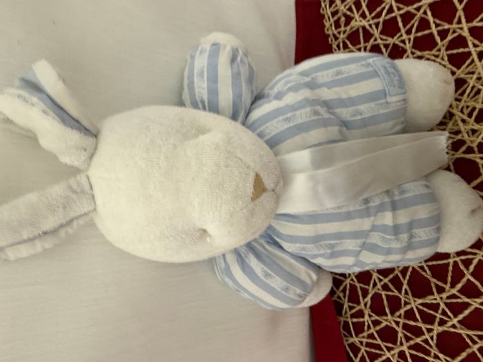 Peluche lapin TARTINE ET CHOCOLAT bleu blanc rayures - photo numéro 5