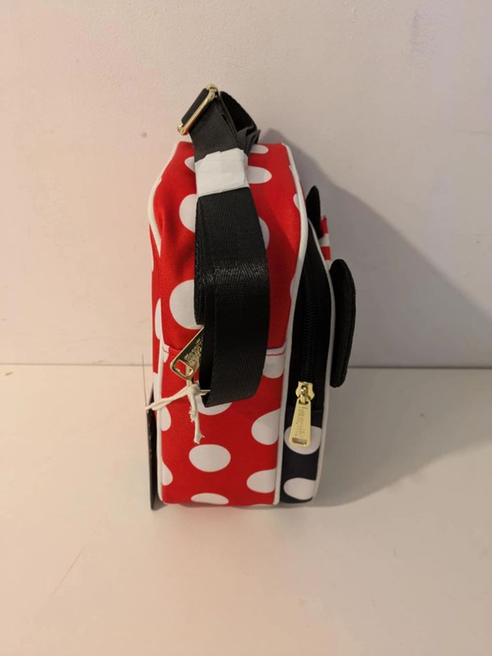 Sac à bandouliere Loungefly Minnie Rocks the dots - photo numéro 4