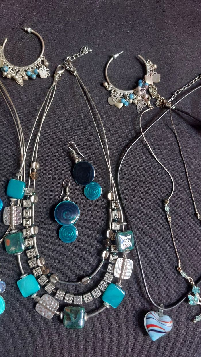 Lot bijoux bleue - photo numéro 5