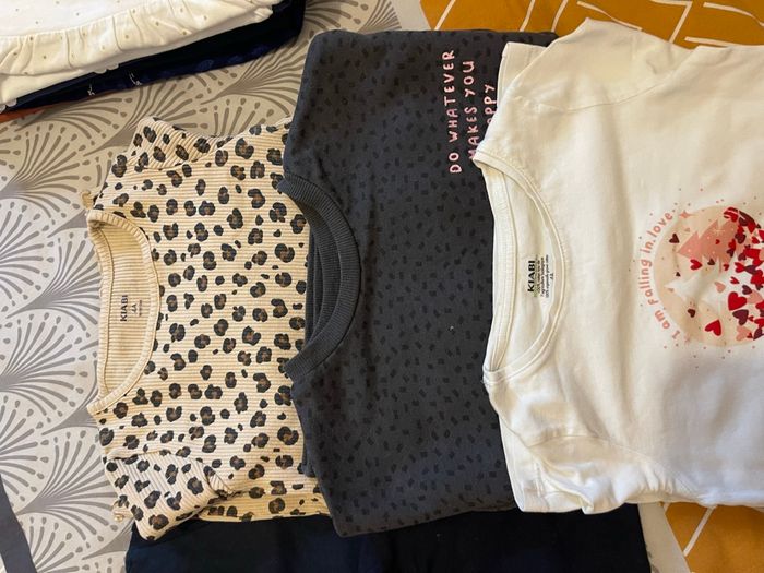 Lot hauts manches longues 4 ans - photo numéro 2