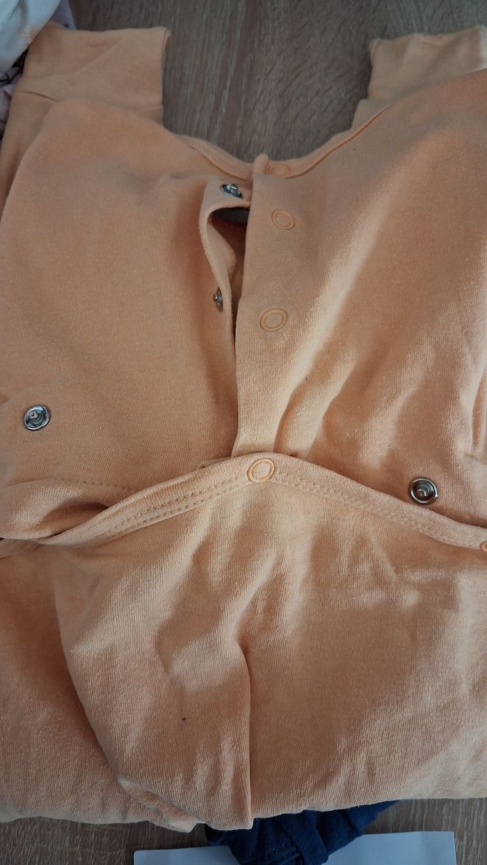 Lot pyjamas 18 mois - photo numéro 4