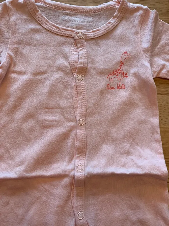 Pyjama 6 mois - photo numéro 2