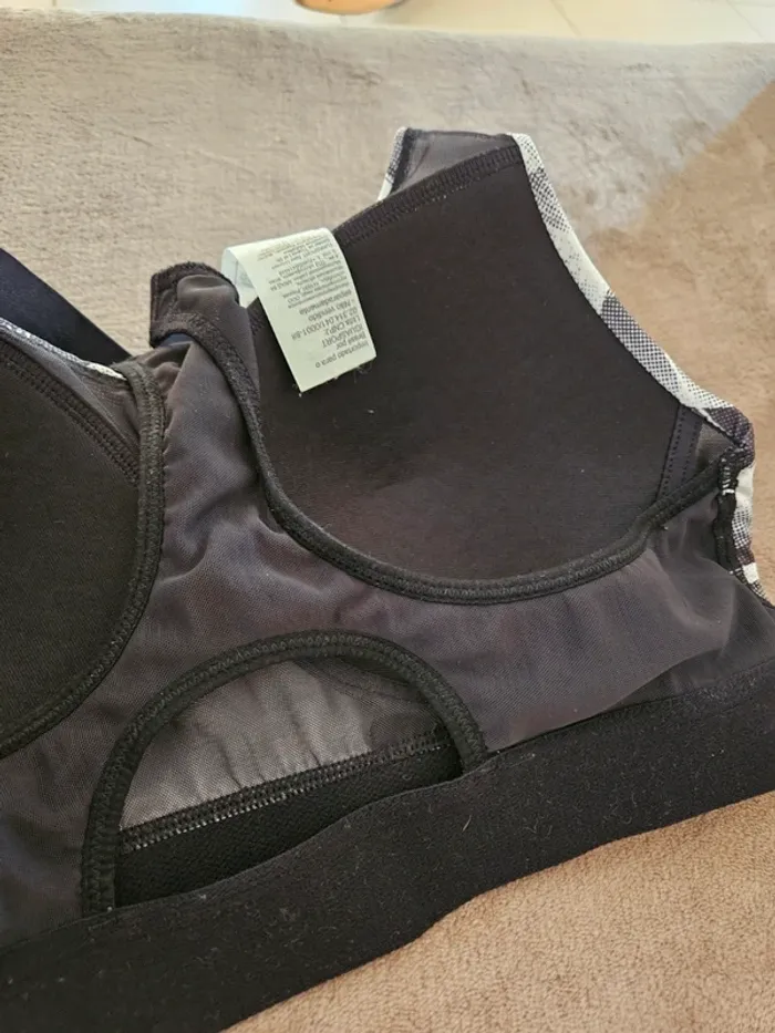 Brassière de sport - photo numéro 4