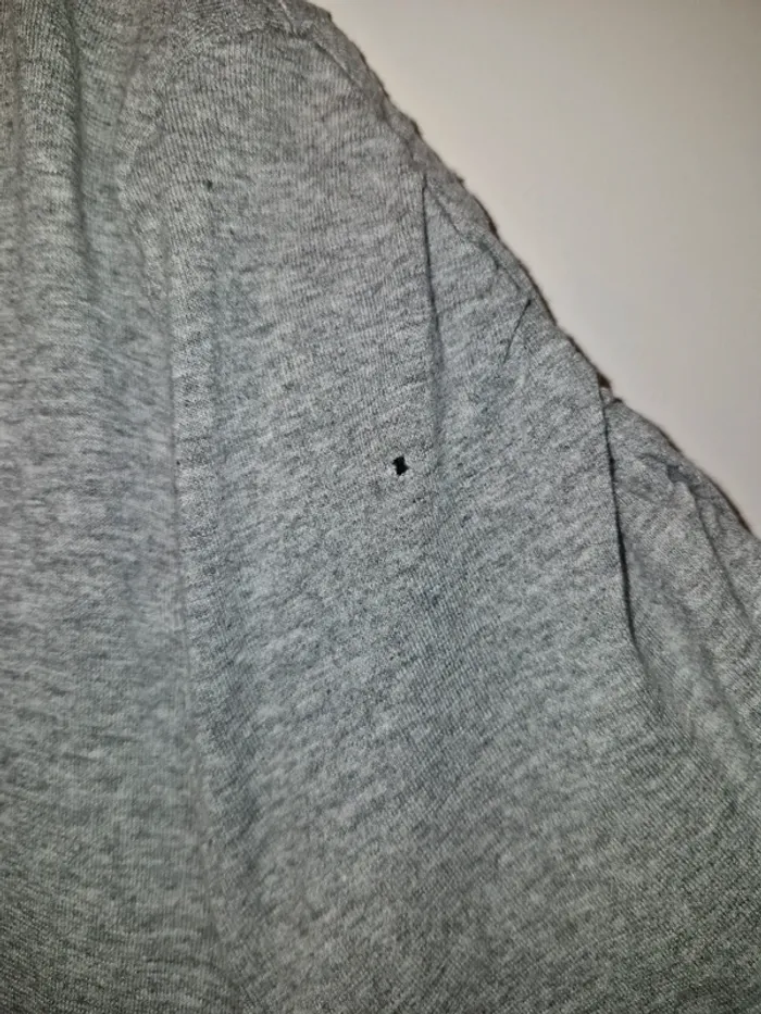 T-shirt t. 46 - photo numéro 4