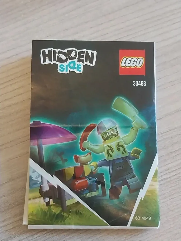 Figurine lego hidden side fluorescent - photo numéro 3