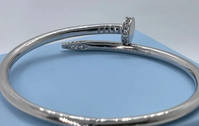 Bracelet jonc avec strass taille 19cm