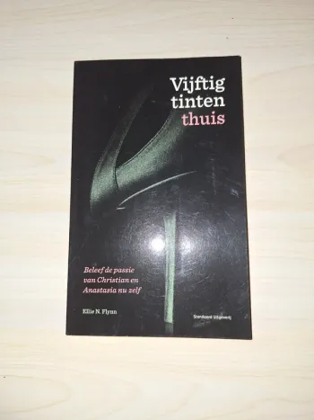 Ellie Flynn Vijftig tinten thuis