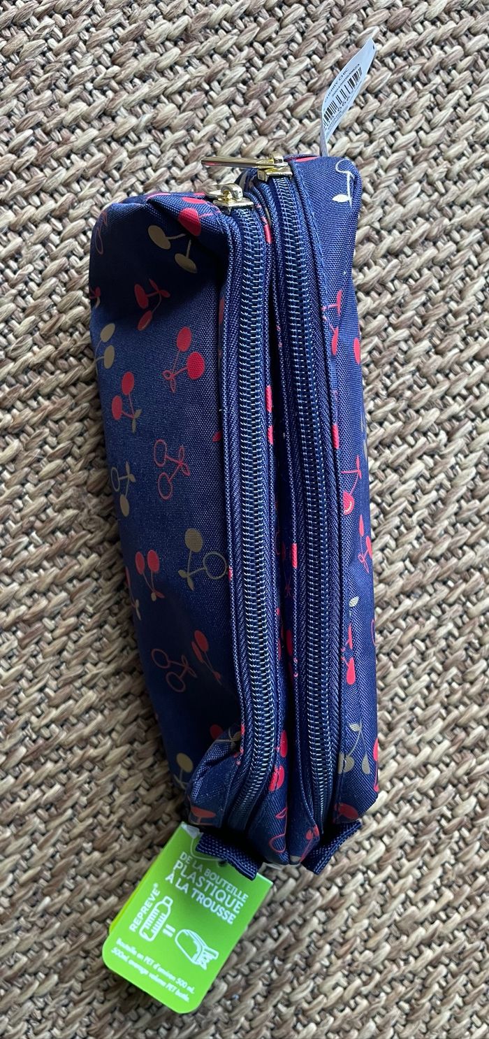Trousse cerises - photo numéro 2