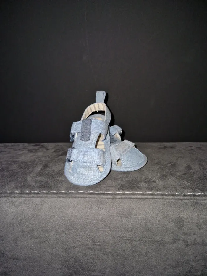 Sandalettes bébé 17