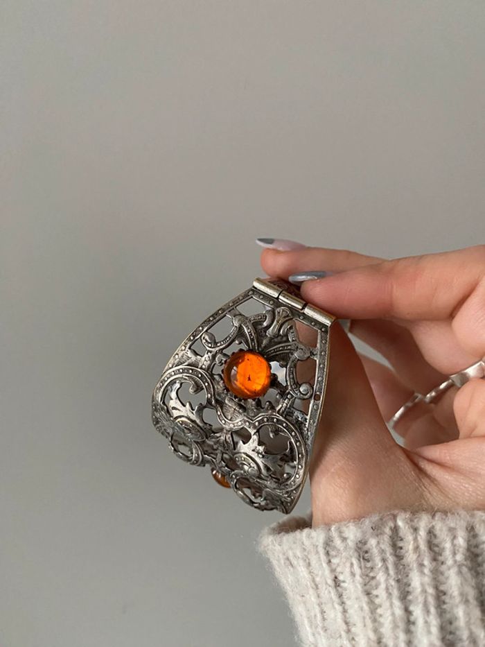 Manchette ambre - photo numéro 10