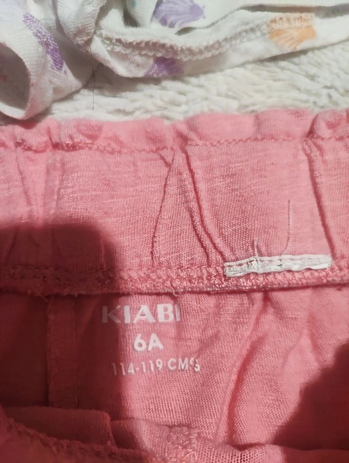 2 Shorts été en coton Kiabi taille 6 ans - photo numéro 3