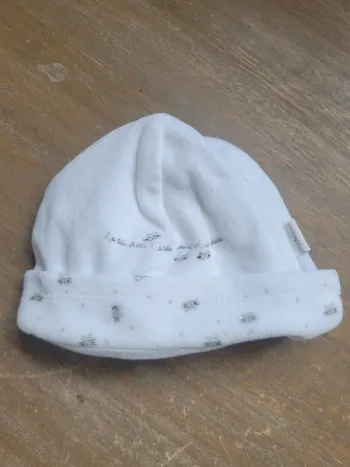 Bonnet naissance Petit bisou