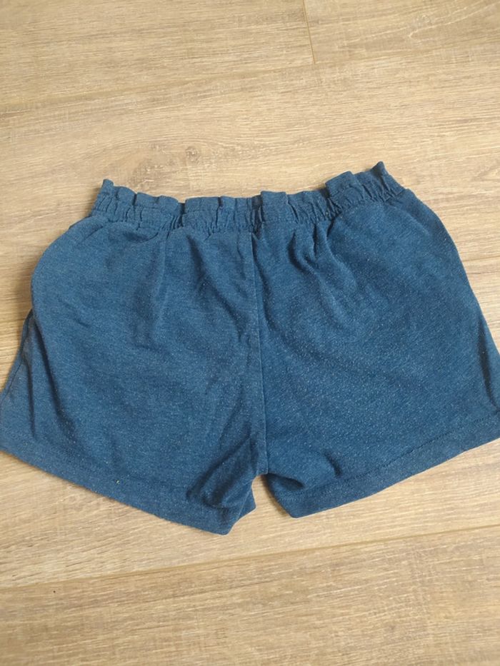 Short 6 ans - photo numéro 2