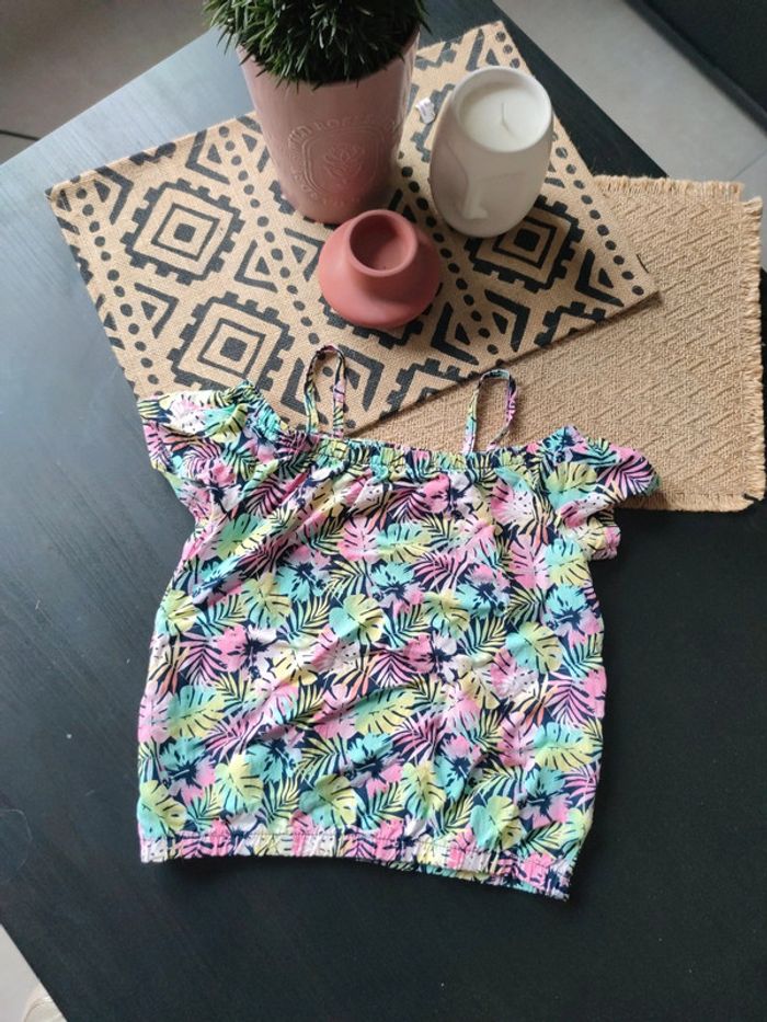 Tee shirt bretelle/manches feuilles multicolore