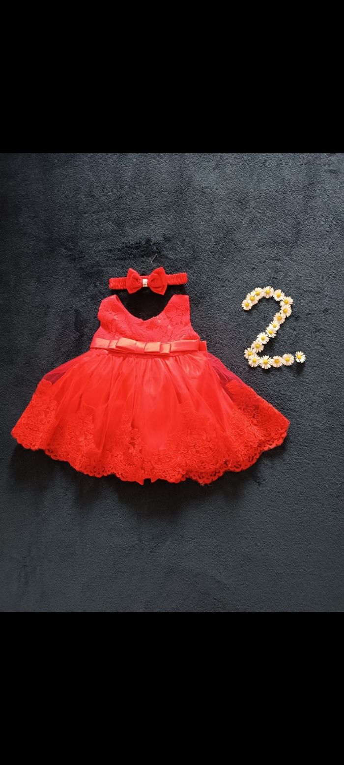 Robe de Noël ou fête 3 a 6 mois neuf