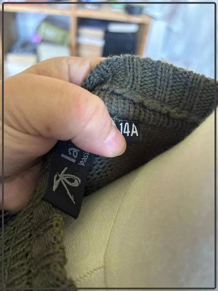 Pull taille 14ans marque la rue - photo numéro 3