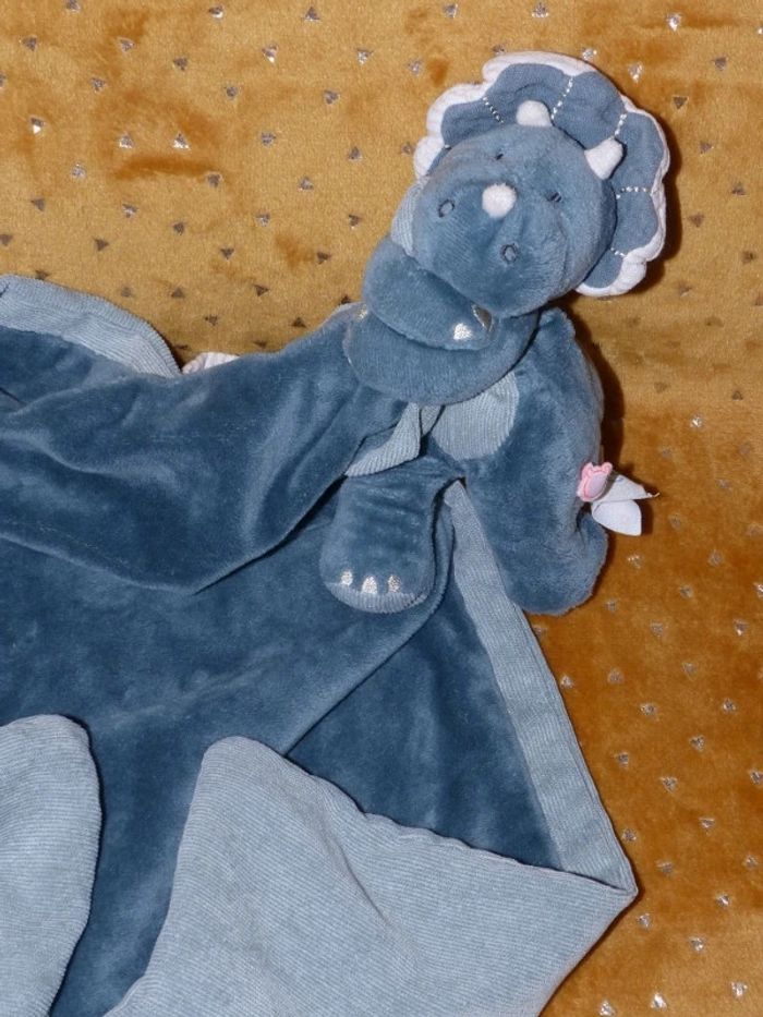 Doudou dinosaure vert couverture Noukie's - TBE - photo numéro 2