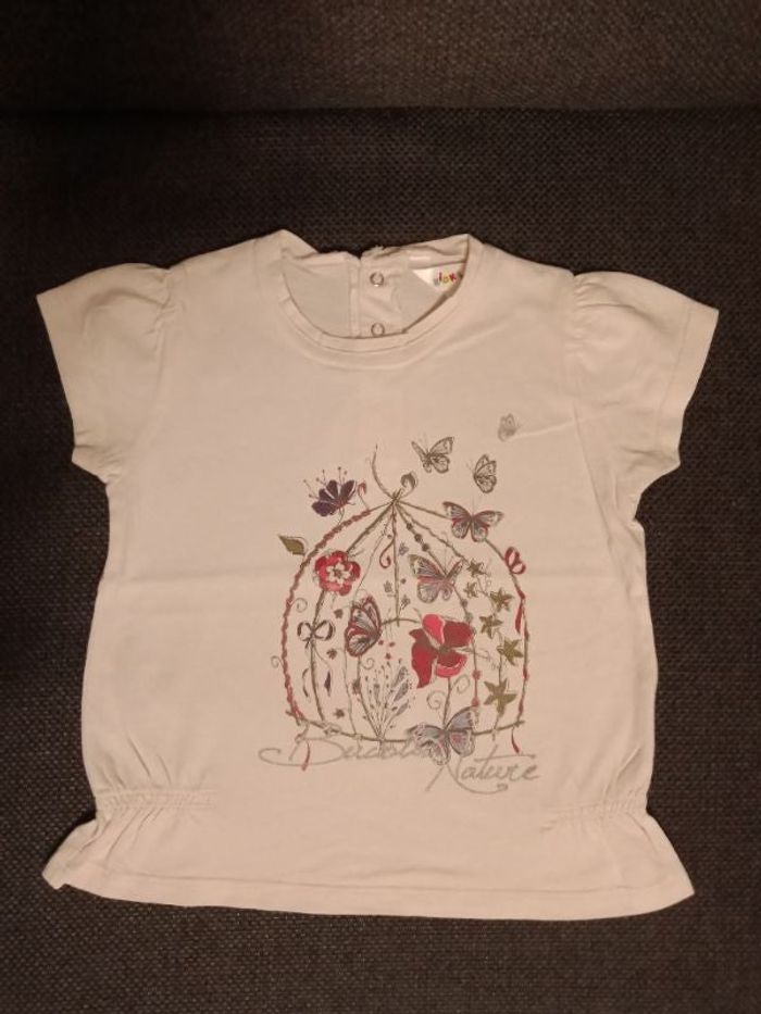 Tee shirt manches courtes rose clair papillons fleurs