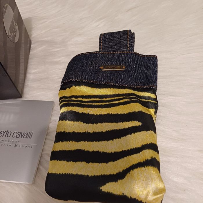 Coussin et pochette pour montre Roberto cavalli - photo numéro 2