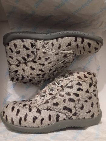Kickers neuves pour fille en taille 23