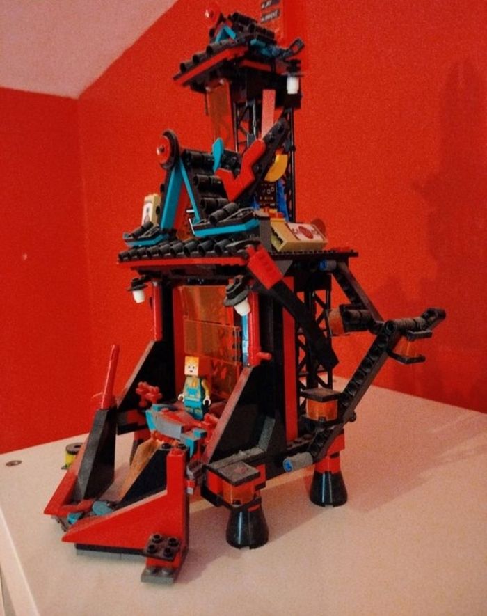 Lego Ninjago le temple de la folie