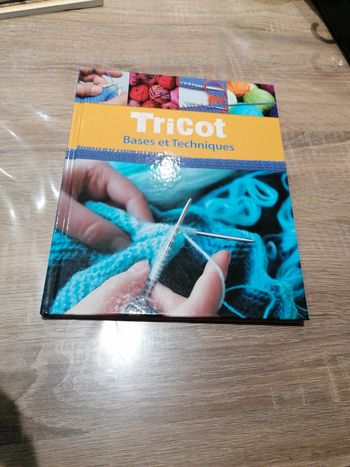 Livre tricot bases et techniques