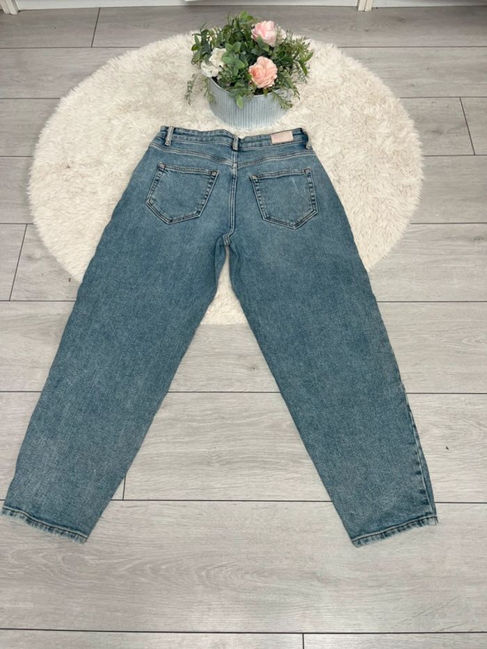 Jean mom taille haute , look vintage/années 90 - photo numéro 2