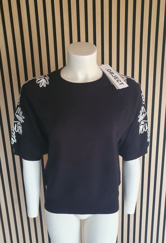 Splendide pull à manches courtes Object 🖤