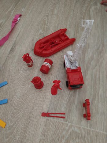 Ensemble pompiers , sauvetage