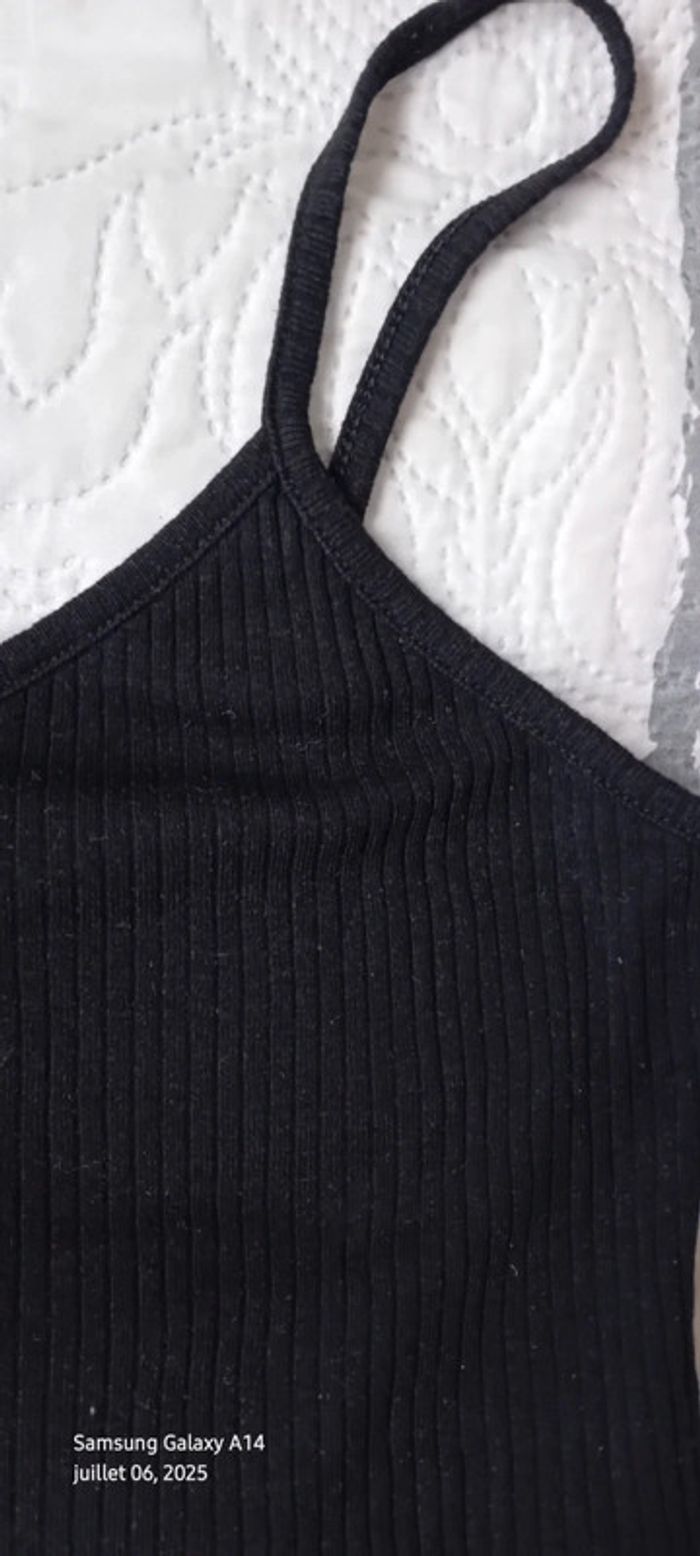 Top court fines bretelles maille côtelée noir femme M bershka - photo numéro 11