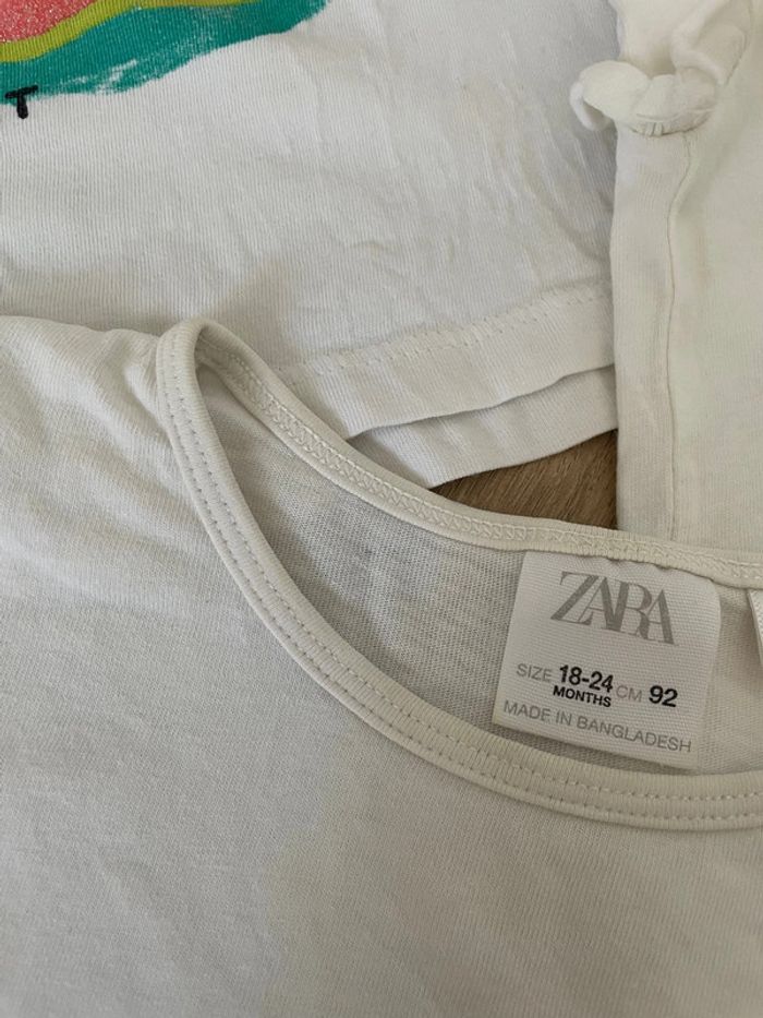 Lot 4 t shirt blanc zara kiabi 18 24 mois - photo numéro 4