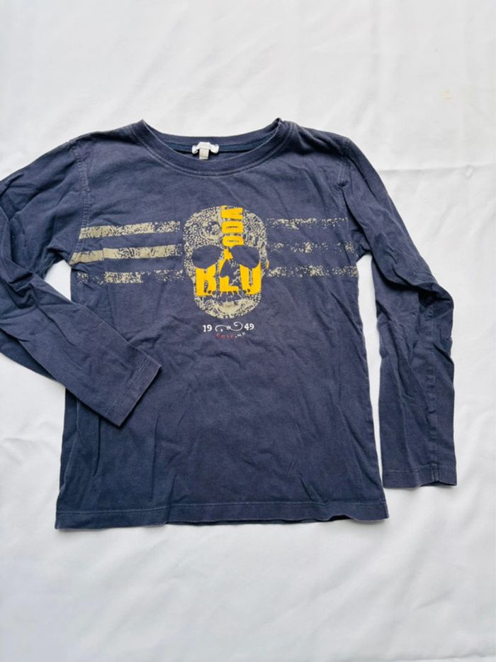 TEE shirt 8 ans manches longues bon état - photo numéro 2