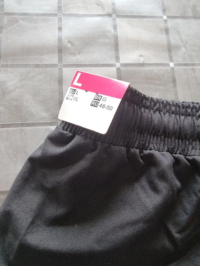 Short noir femme Domyos taille L neuf - photo numéro 3