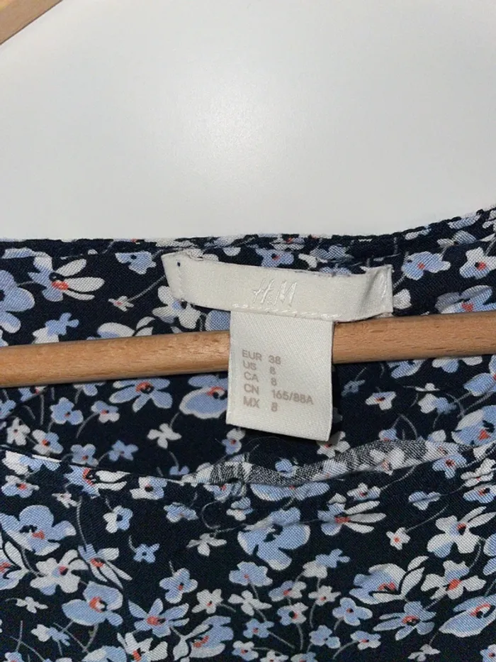 Robe fleurie bleue H&M 38 - photo numéro 3
