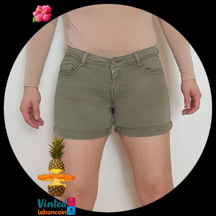 Short kaki