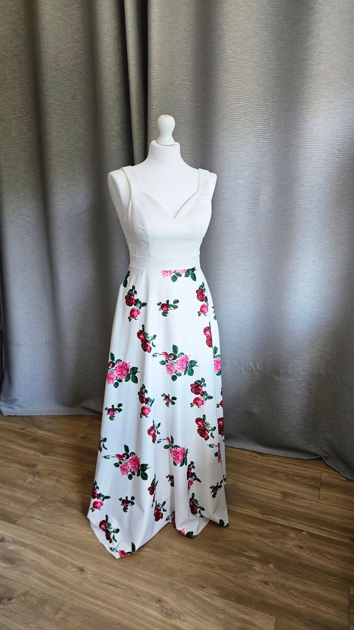 Robe longue et roses, taille 36, Ever Pretty - photo numéro 1