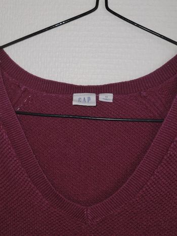 Pull bordeaux gap